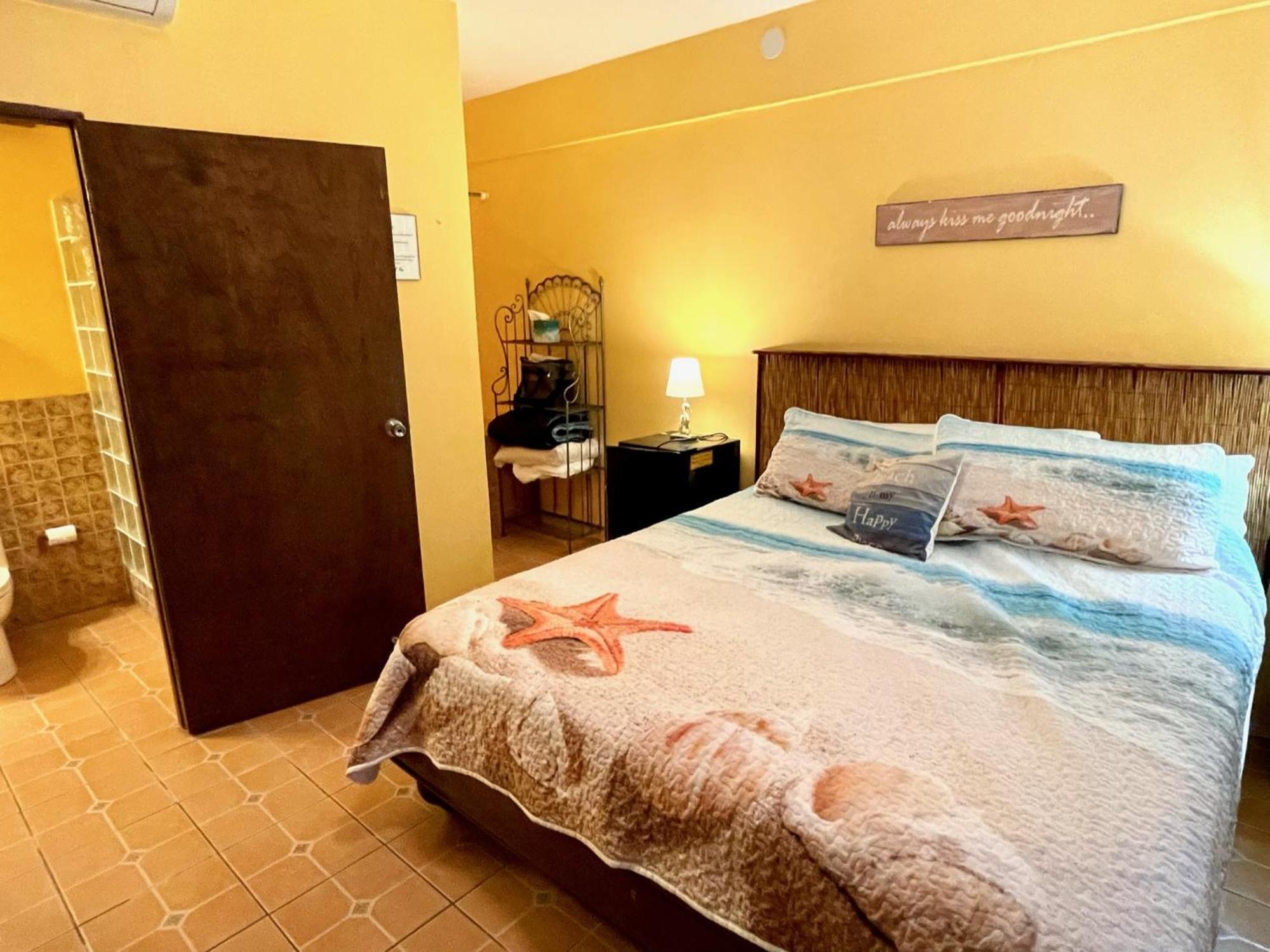 Esperanza Inn Guesthouse (Adults Only) Vieques Ruang foto
