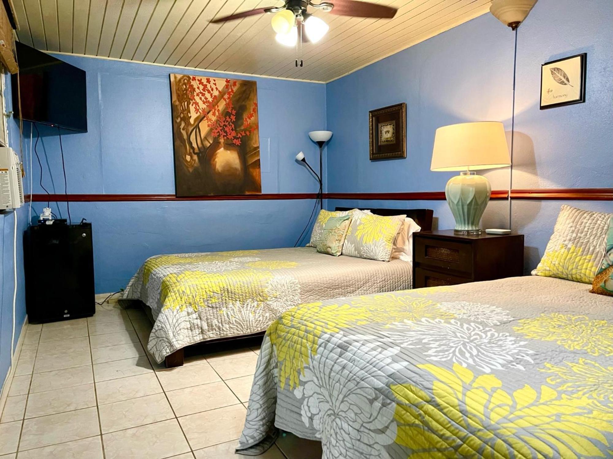 Esperanza Inn Guesthouse (Adults Only) Vieques Ruang foto